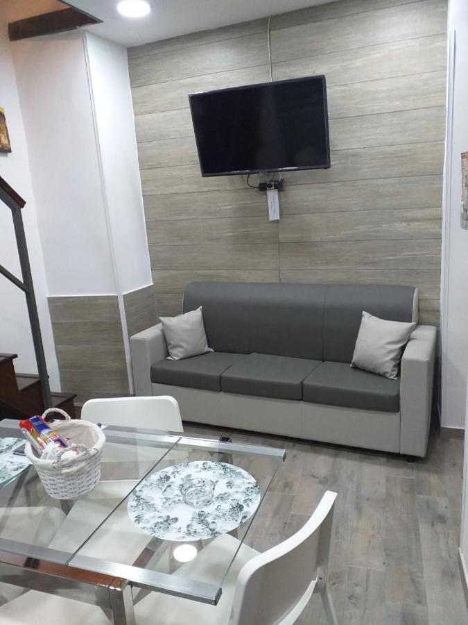 Sasy Jr House Via San Mattia 72 Apartment Napoli Ngoại thất bức ảnh