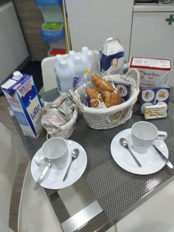 Sasy Jr House Via San Mattia 72 Apartment Napoli Ngoại thất bức ảnh